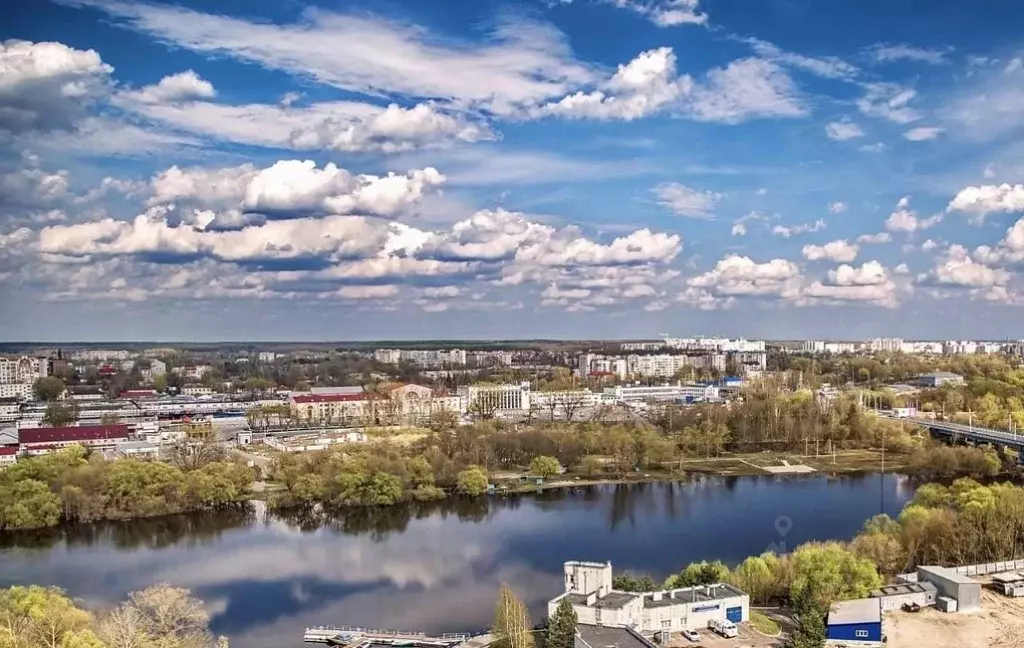 1-к кв. Брянская область, Брянск ул. Комарова, 47 (45.8 м) - Фото 2