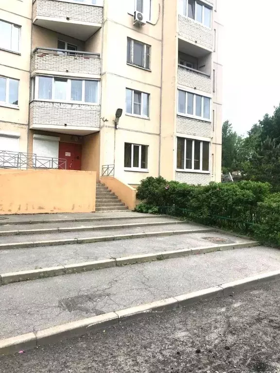 Помещение свободного назначения в Санкт-Петербург просп. Юрия ... - Фото 1