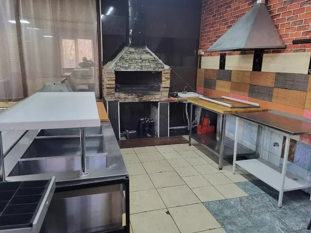 Дом в Кемеровская область, Кемерово ул. Нахимова (218 м) - Фото 1