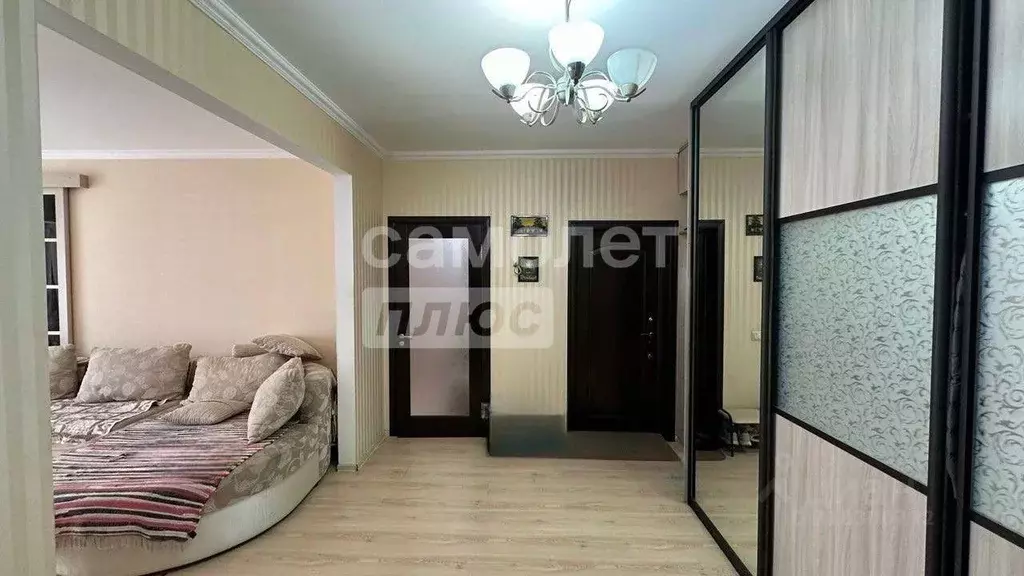 2-к кв. Курская область, Курск ул. Карла Либкнехта, 22 (68.4 м) - Фото 2