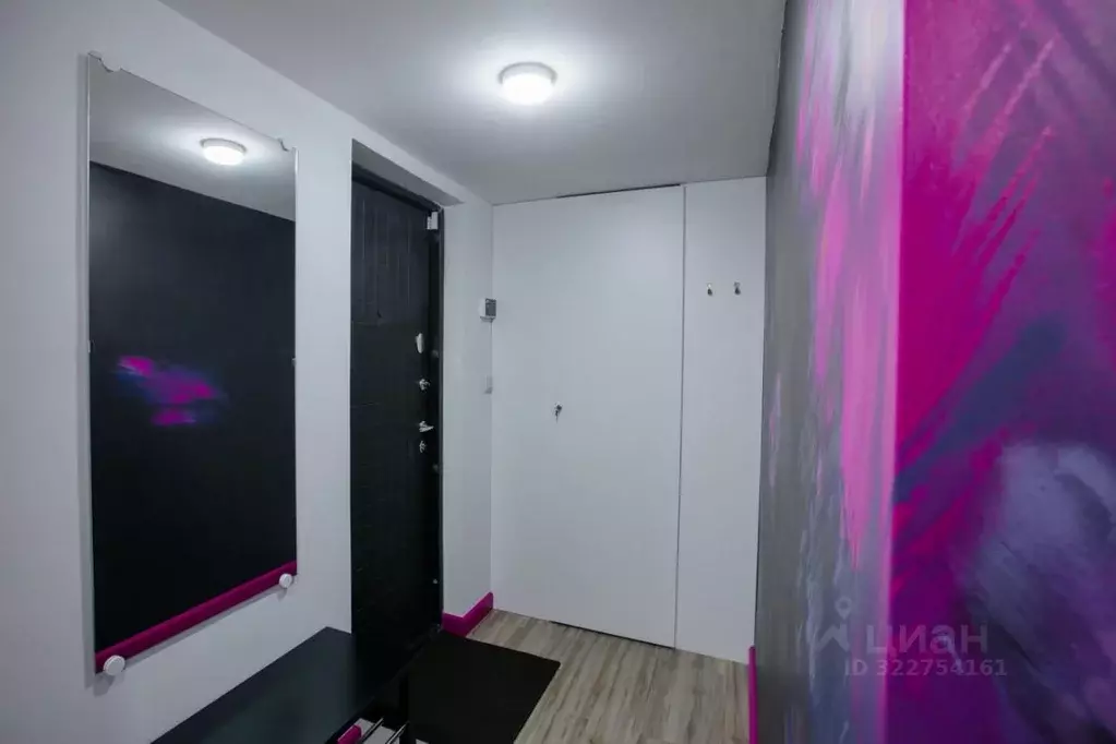 1-к кв. Иркутская область, Иркутск Российская ул., 14А (39.0 м) - Фото 1