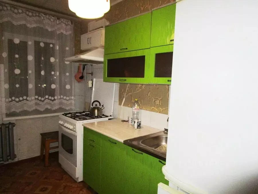 3-к кв. Омская область, Омск ул. 15-я Рабочая, 102А (64.0 м) - Фото 1