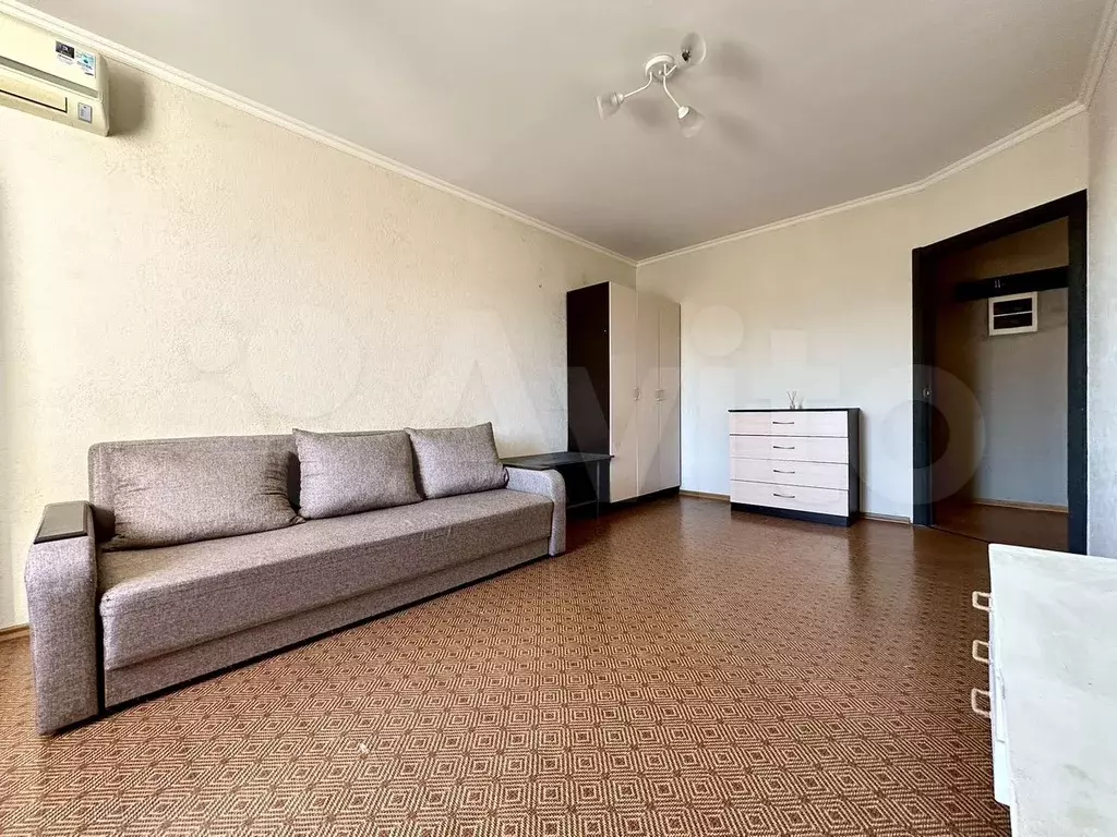 1-к. квартира, 50 м, 3/10 эт. - Фото 1