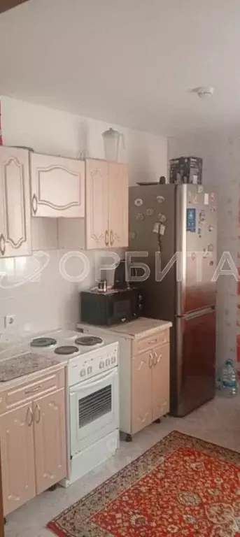2-к кв. Тюменская область, Тюмень ул. Республики, 204к14 (58.3 м) - Фото 1