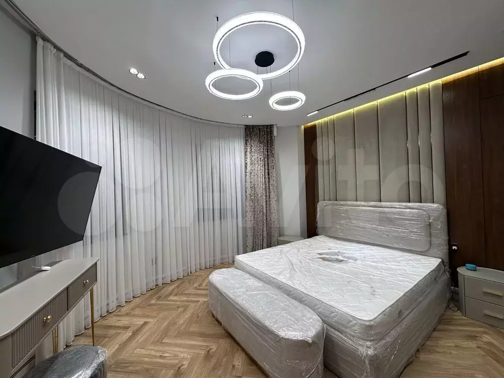 3-к. квартира, 70 м, 12/20 эт. - Фото 1