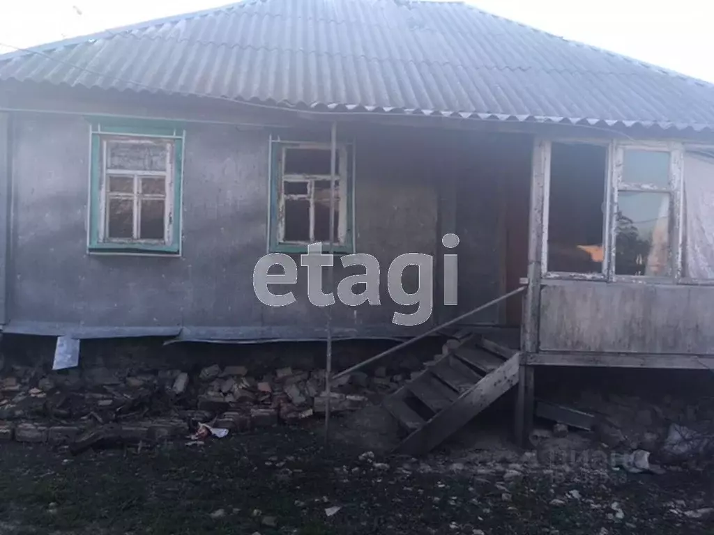 Дом в Белгородская область, Валуйский городской округ, с. Шелаево ул. ... - Фото 1