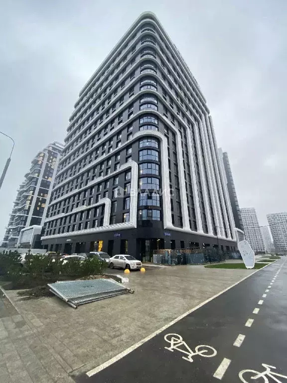 Продается 3-комнатная квартира - Фото 1