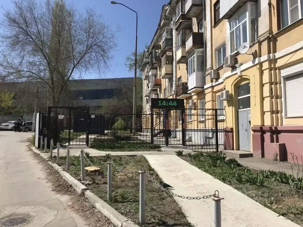 3-к кв. Саратовская область, Саратов Аткарская ул., 37 (76.3 м) - Фото 0