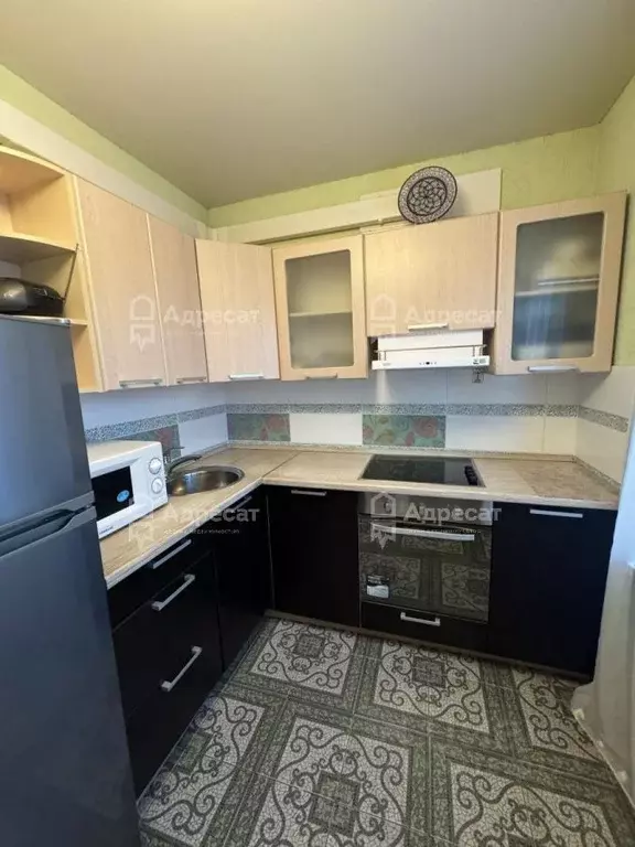 2-к кв. Волгоградская область, Волгоград ул. 8-й Воздушной Армии, 44 ... - Фото 1