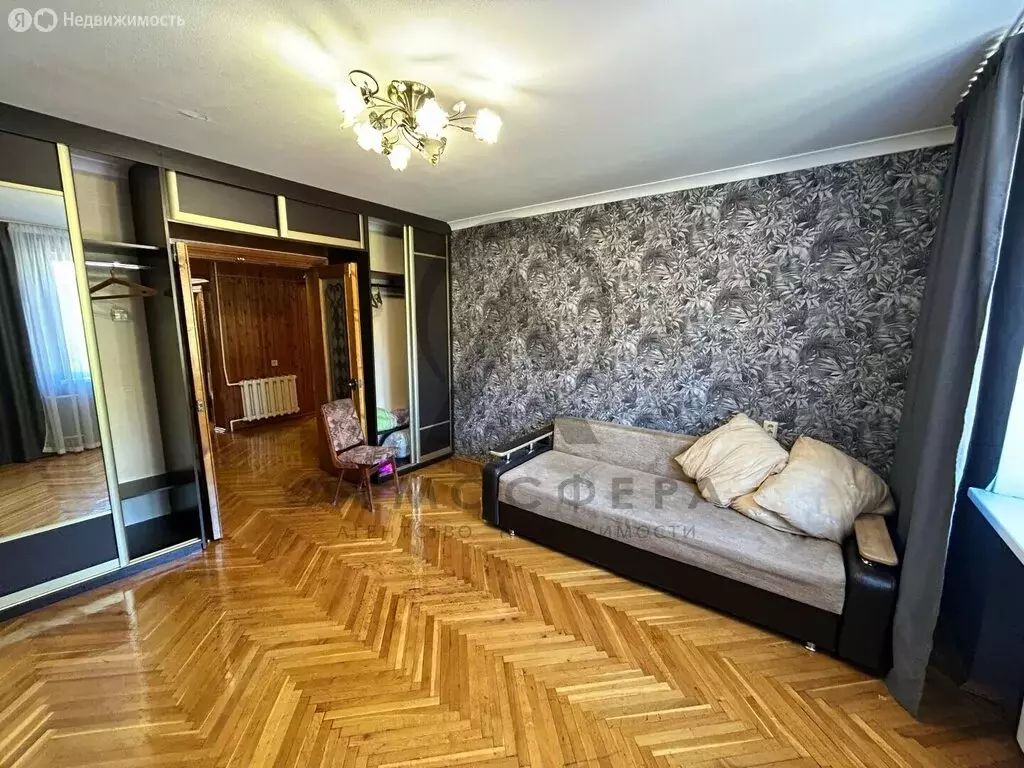 2-комнатная квартира: Туапсе, улица Богдана Хмельницкого, 67 (52.4 м) - Фото 1