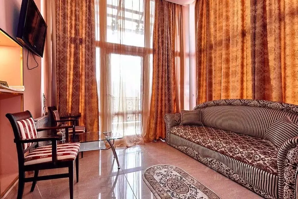 Дом в Краснодарский край, Краснодар ул. Брюсова, 30/1 (424 м) - Фото 1