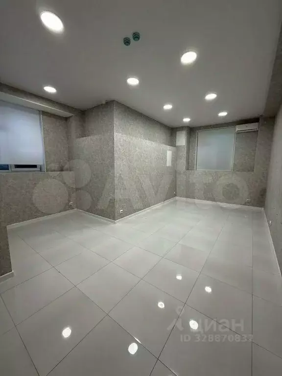 Помещение свободного назначения в Севастополь ул. Тульская, 16 (33 м) - Фото 1