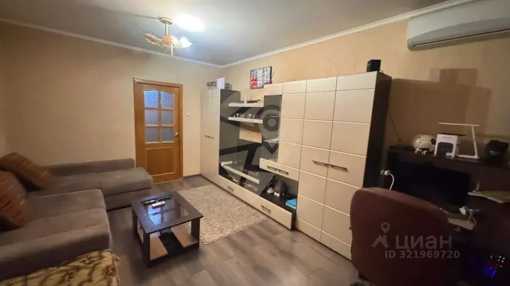1-к кв. Белгородская область, Старый Оскол Ольминского мкр, 11 (40.0 ... - Фото 1