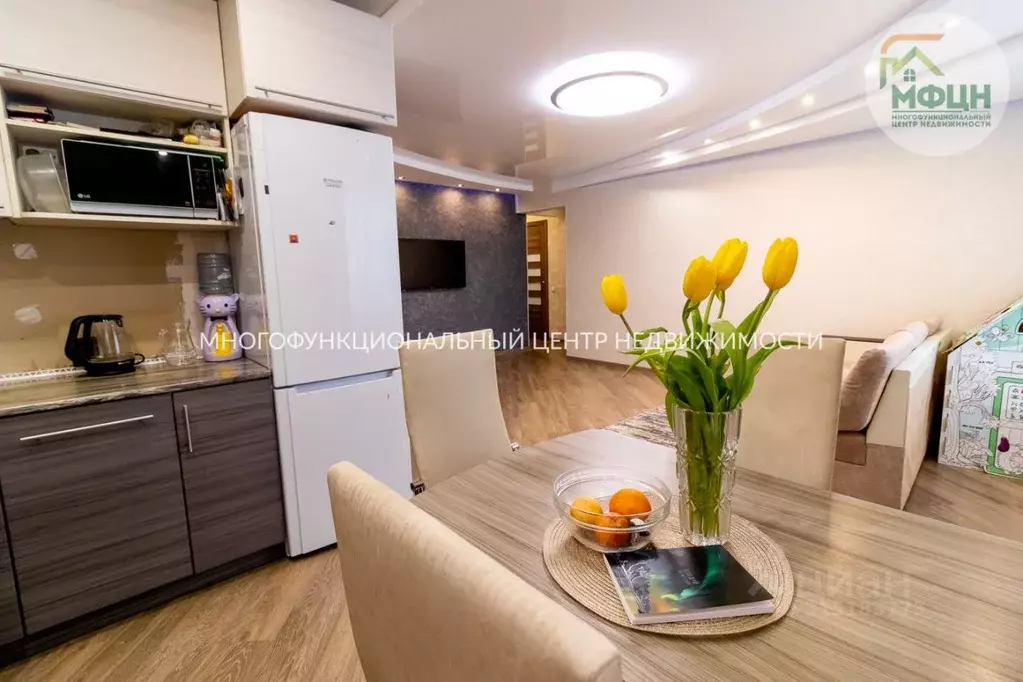 3-к кв. Карелия, Петрозаводск ул. Белинского, 7А (68.9 м) - Фото 0