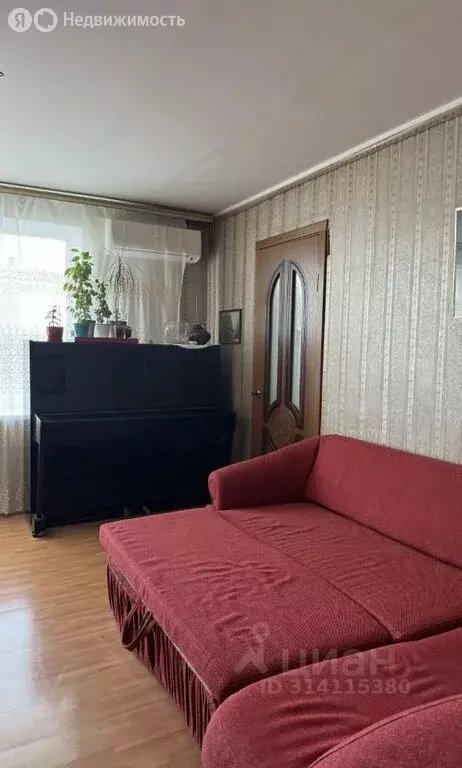 2-комнатная квартира: Евпатория, улица 60 лет ВЛКСМ, 26А (46.1 м) - Фото 1