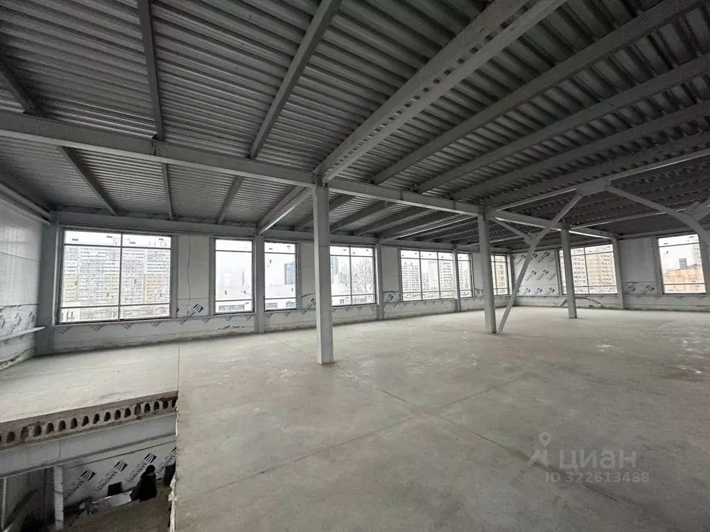 Помещение свободного назначения в Татарстан, Набережные Челны просп. ... - Фото 2