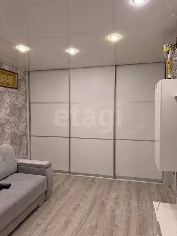 2-к кв. Ямало-Ненецкий АО, Новый Уренгой Ленинградский просп., 3 (43.1 ... - Фото 1