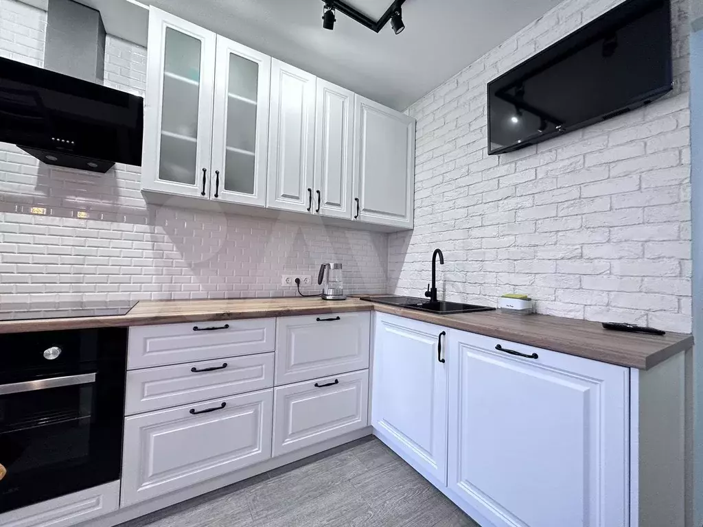 2-к. квартира, 60 м, 17/19 эт. - Фото 1