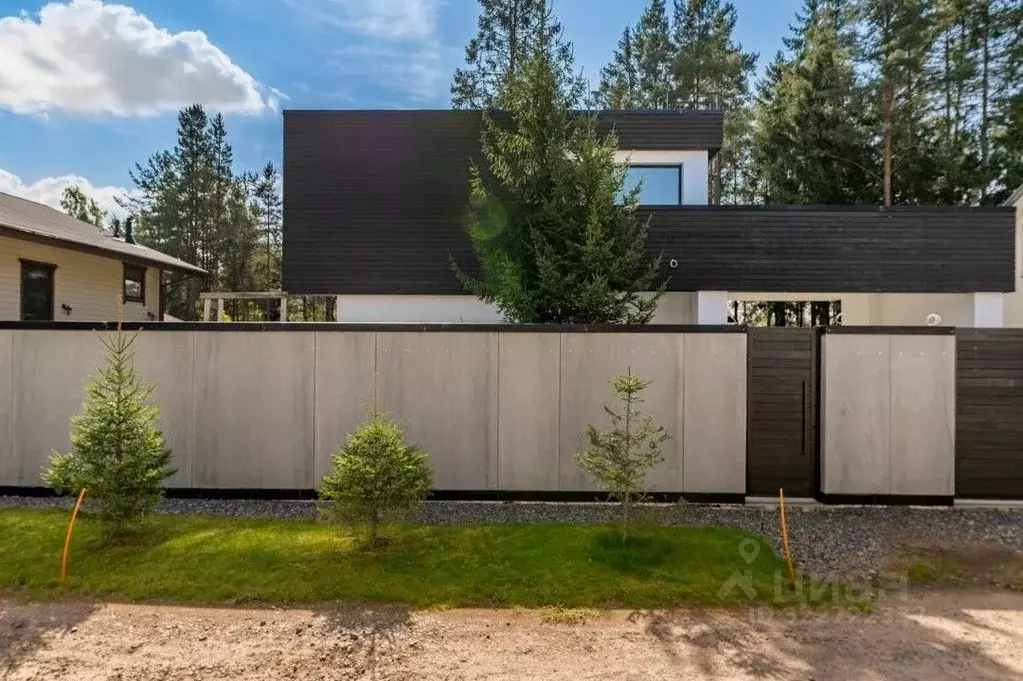 Дом в Ленинградская область, Всеволожск просп. Тургенева, 211/16 (270 ... - Фото 1