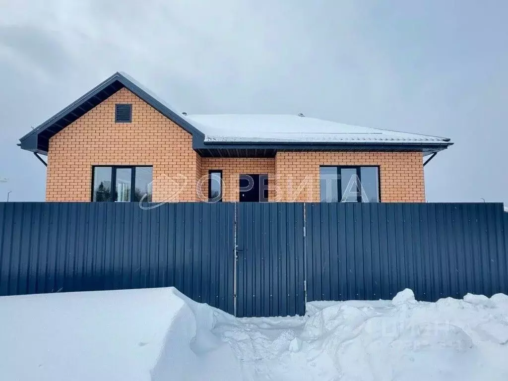 Дом в Тюменская область, Тюменский муниципальный округ, с. Кулаково, ... - Фото 1