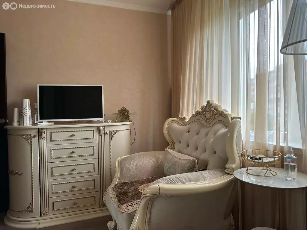 2-комнатная квартира: Владикавказ, Первомайская улица, 40 (50 м) - Фото 0