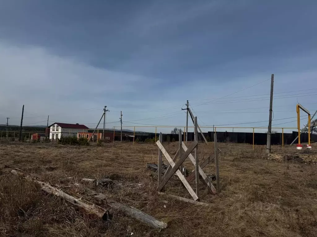 Участок в Челябинская область, Касли ул. Заветы Ильича (11.6 сот.) - Фото 1