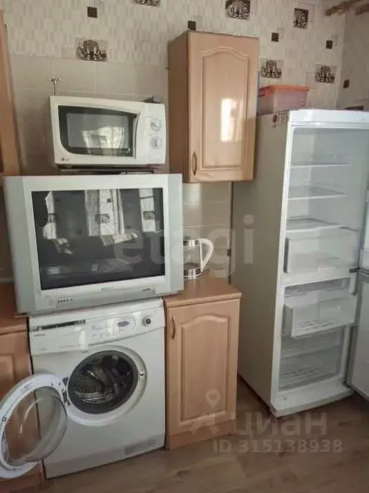 1-к кв. Коми, Усинск ул. 60 лет Октября, 10 (35.0 м) - Фото 1