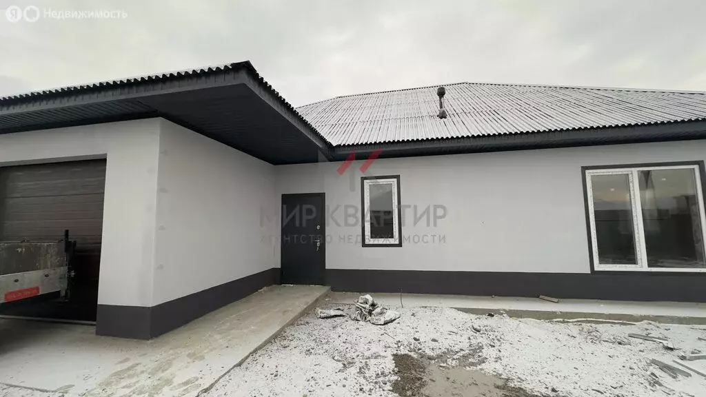 Дом в Усть-Абаканский район, посёлок Тепличный, улица С.А. Есенина ... - Фото 2