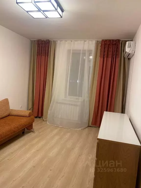 1-к кв. Свердловская область, Екатеринбург ул. Совхозная, 2 (44.0 м) - Фото 1