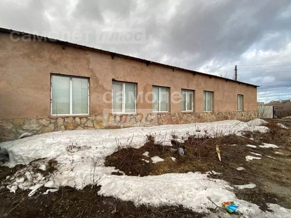 Производственное помещение в Свердловская область, Артемовский ... - Фото 0