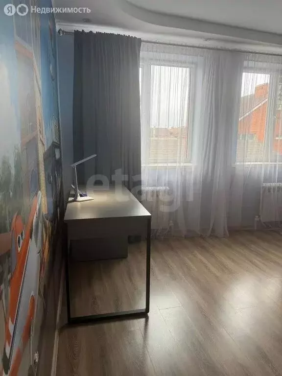 3-комнатная квартира: Батайск, улица Урицкого, 59 (85 м) - Фото 0