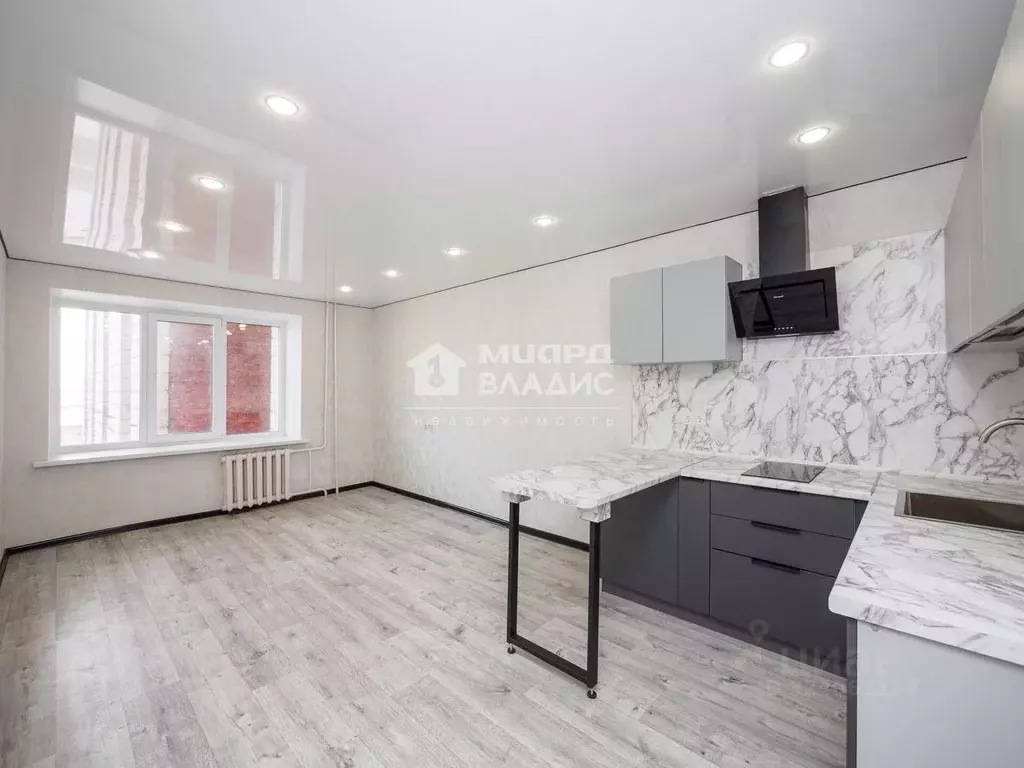 Студия Омская область, Омск просп. Космический, 97Ак1 (28.9 м) - Фото 1