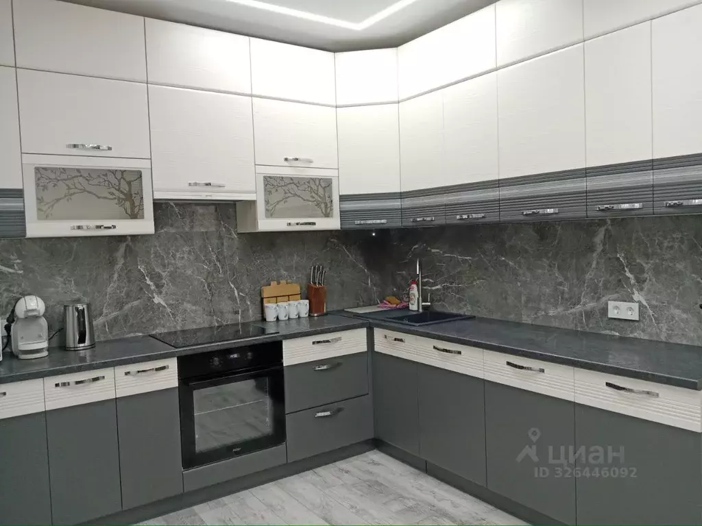 2-к кв. Мордовия, Саранск ул. Юрия Святкина, 6 (63.0 м) - Фото 1