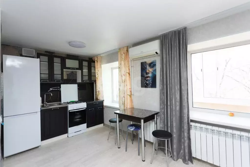 2-к кв. Хабаровский край, Хабаровск Краснореченская ул., 203 (42.2 м) - Фото 1