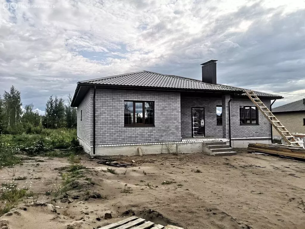 Дом в Медовка, улица Пилота Нестерова, 70 (150 м) - Фото 1