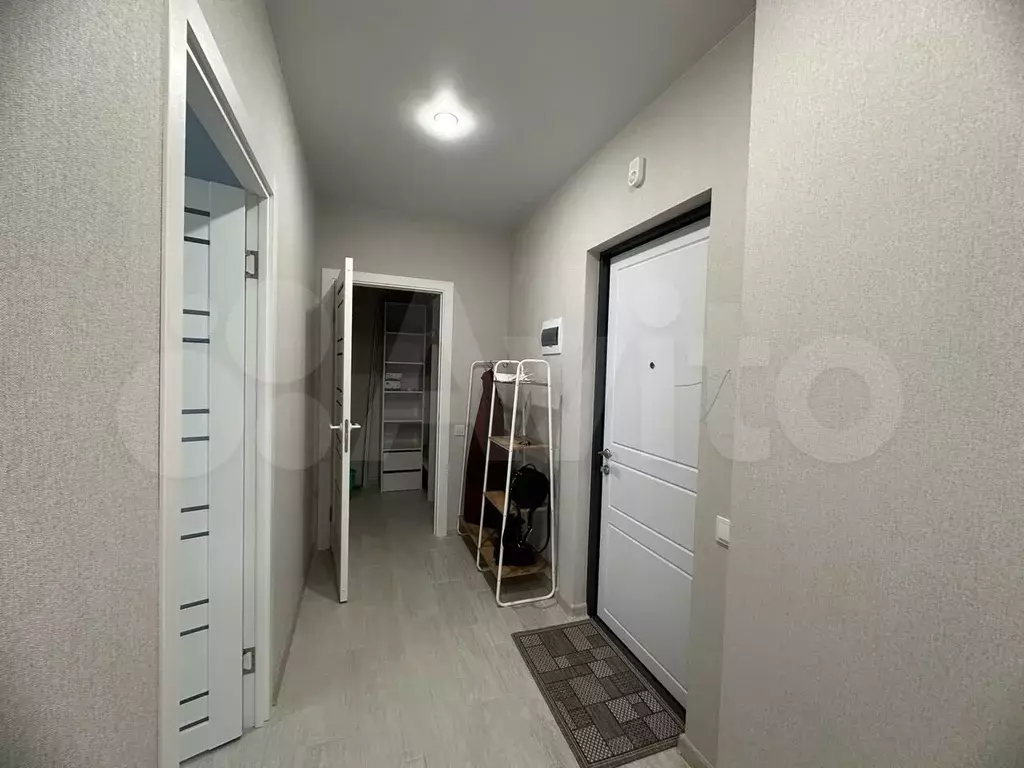 2-к. квартира, 60м, 1/9эт. - Фото 1