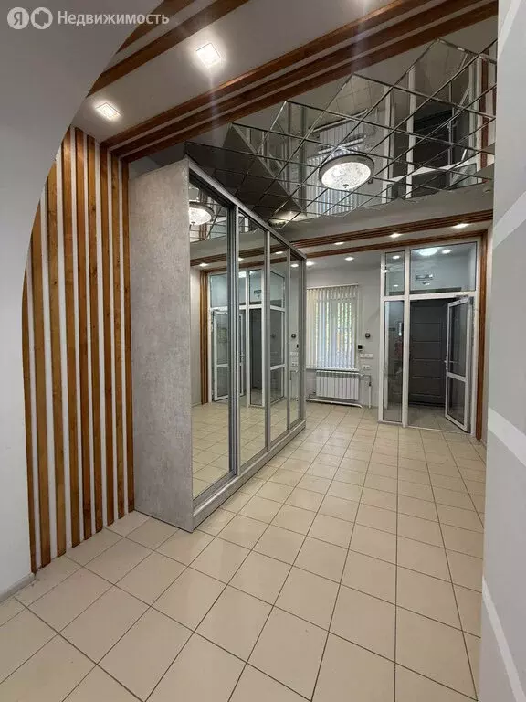 Офис (385.6 м) - Фото 1