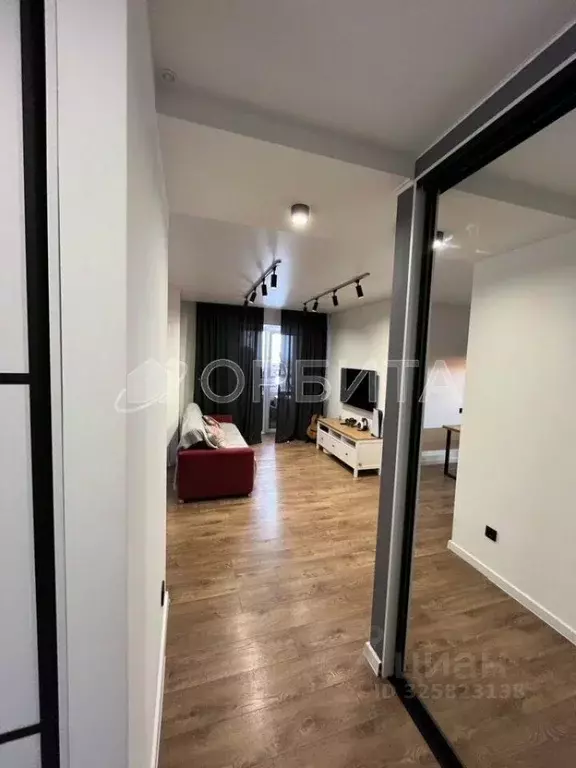 1-к кв. Тюменская область, Тюмень Комбинатская ул., 54к2 (45.0 м) - Фото 1