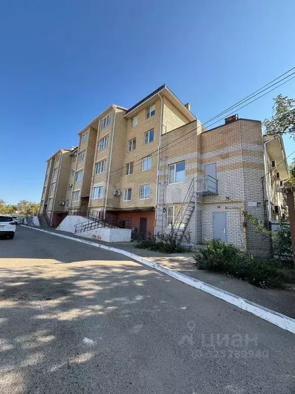 3-к кв. Калмыкия, Элиста ул. Ю. Клыкова, 55 (105.7 м) - Фото 2