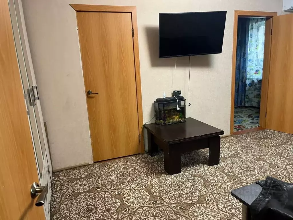 2-к кв. Саратовская область, Энгельс 2-й мкр, 21 (41.0 м) - Фото 1