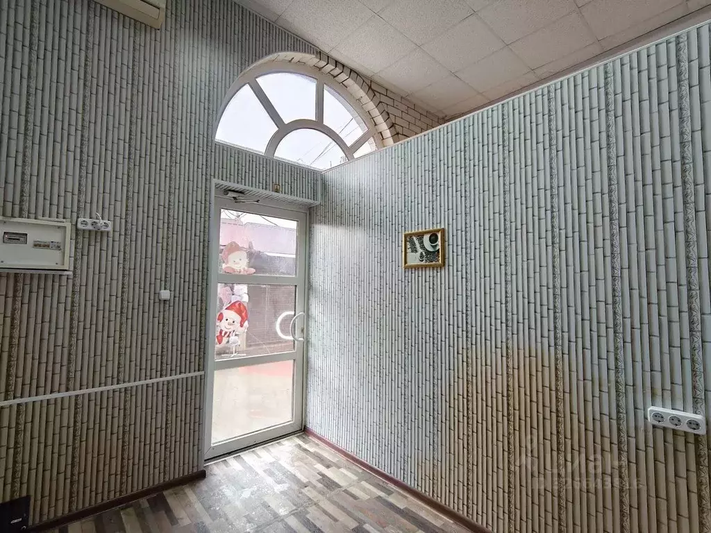 Помещение свободного назначения в Краснодарский край, Темрюк ул. Розы ... - Фото 1