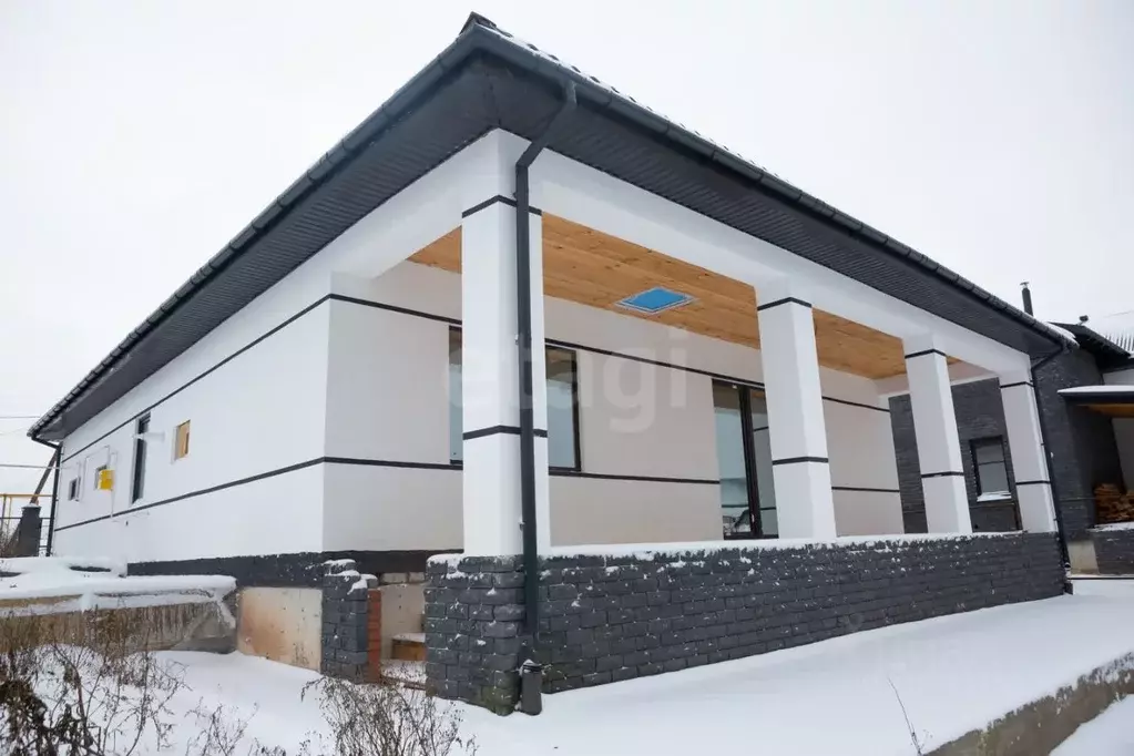 Дом в Башкортостан, Бирск городское поселение, с. Пономаревка ул. ... - Фото 1