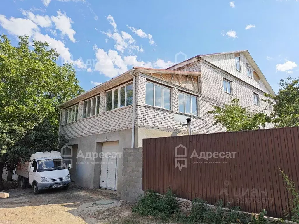 Дом в Волгоградская область, Волгоград ул. Героев Тулы (627 м) - Фото 1