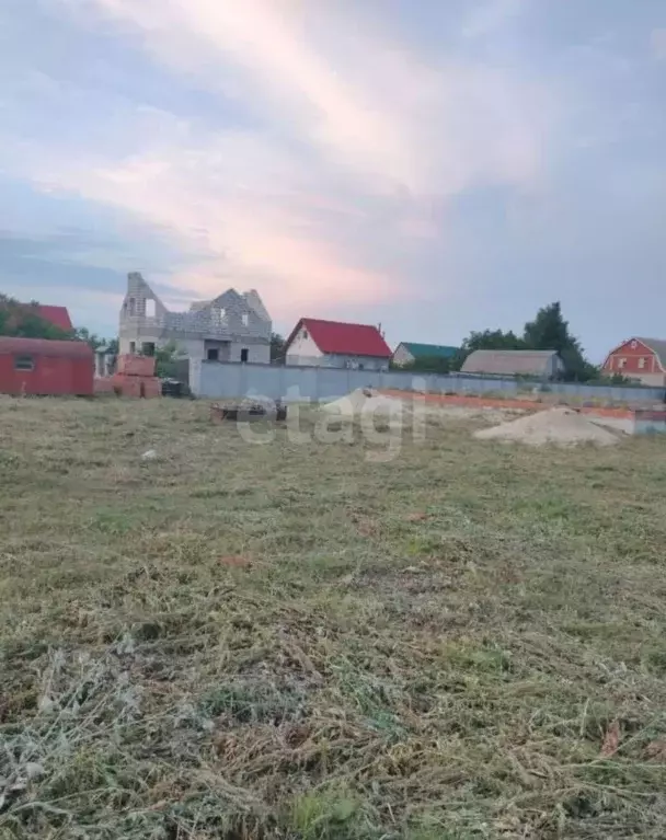 Участок в Белгородская область, Губкин Малиновая ул. (15.0 сот.) - Фото 1