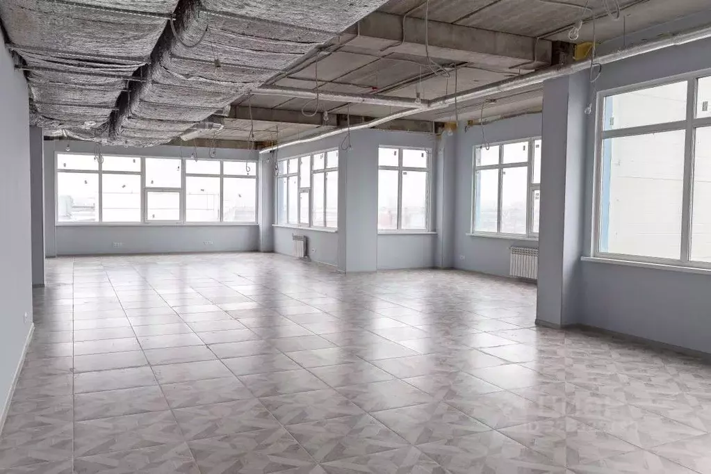 Офис в Санкт-Петербург пос. Шушары, ул. Поселковая, 12В (2611 м) - Фото 2