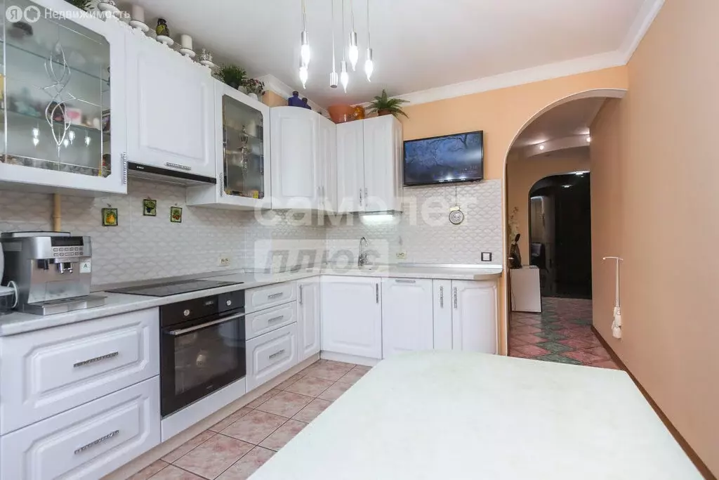 3-комнатная квартира: Уфа, улица Набережная реки Уфы, 3/3 (80.4 м) - Фото 1