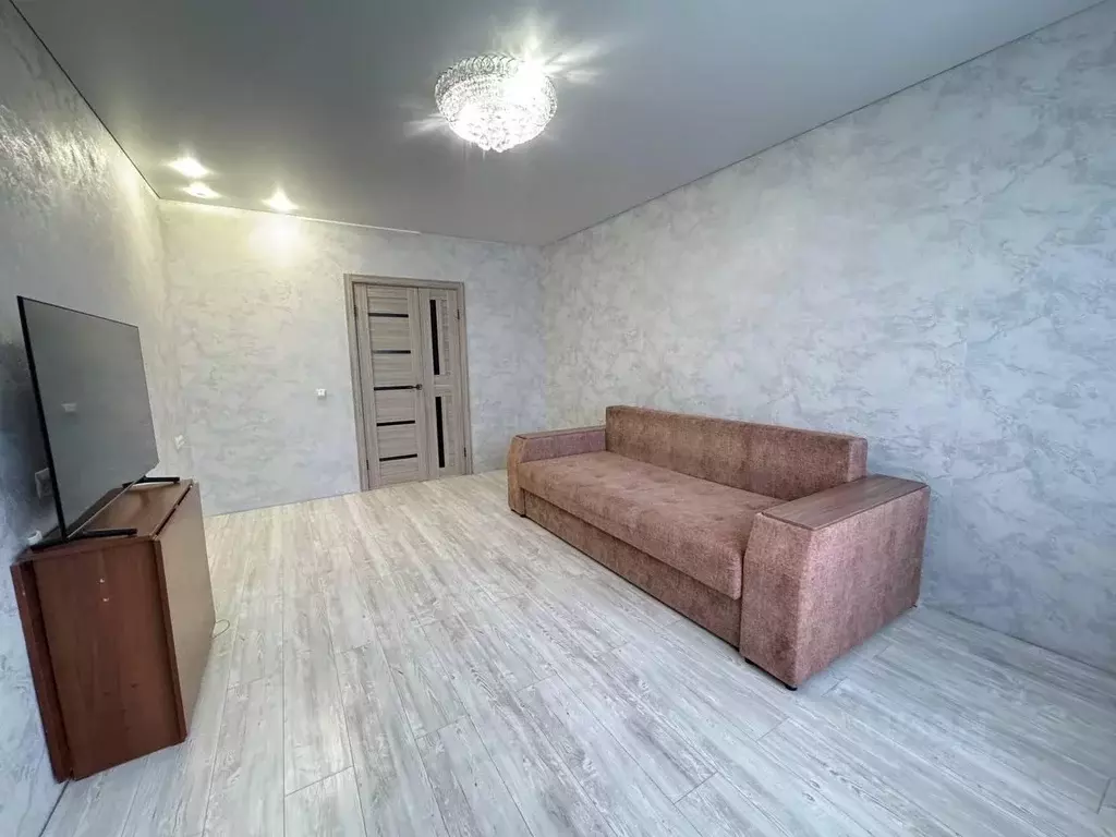 3-к кв. Оренбургская область, Оренбург Пролетарская ул., 294 (78.8 м) - Фото 1