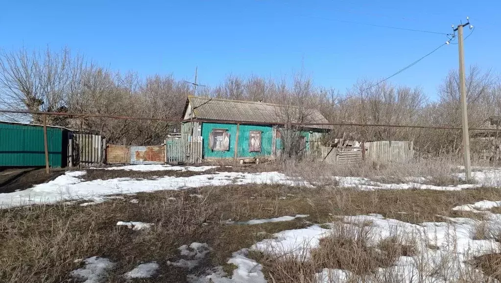 Дом в Саратовская область, Балашовский район, Тростянское ... - Фото 0