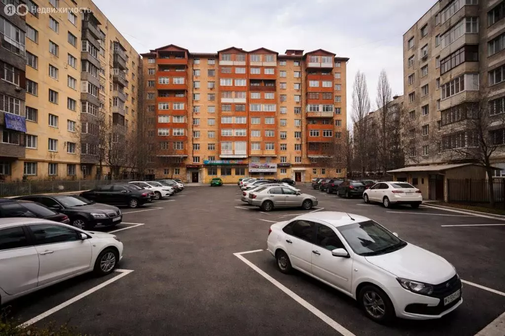 2-комнатная квартира: Махачкала, улица Зои Космодемьянской, 54А (100 ... - Фото 1