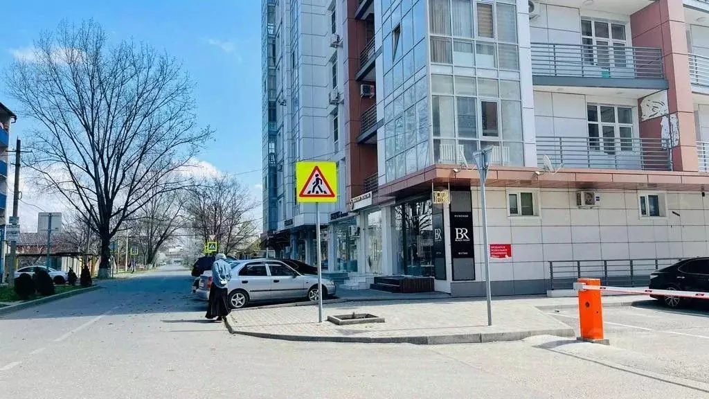 Помещение свободного назначения в Чеченская республика, Грозный ул. ... - Фото 0